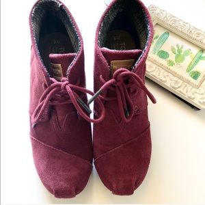 Toms Shoes - TOMS Suede Desert Wedge Ankle Boot Toms Shoes - TOMS Suede Desert Wedge Ankle Boot